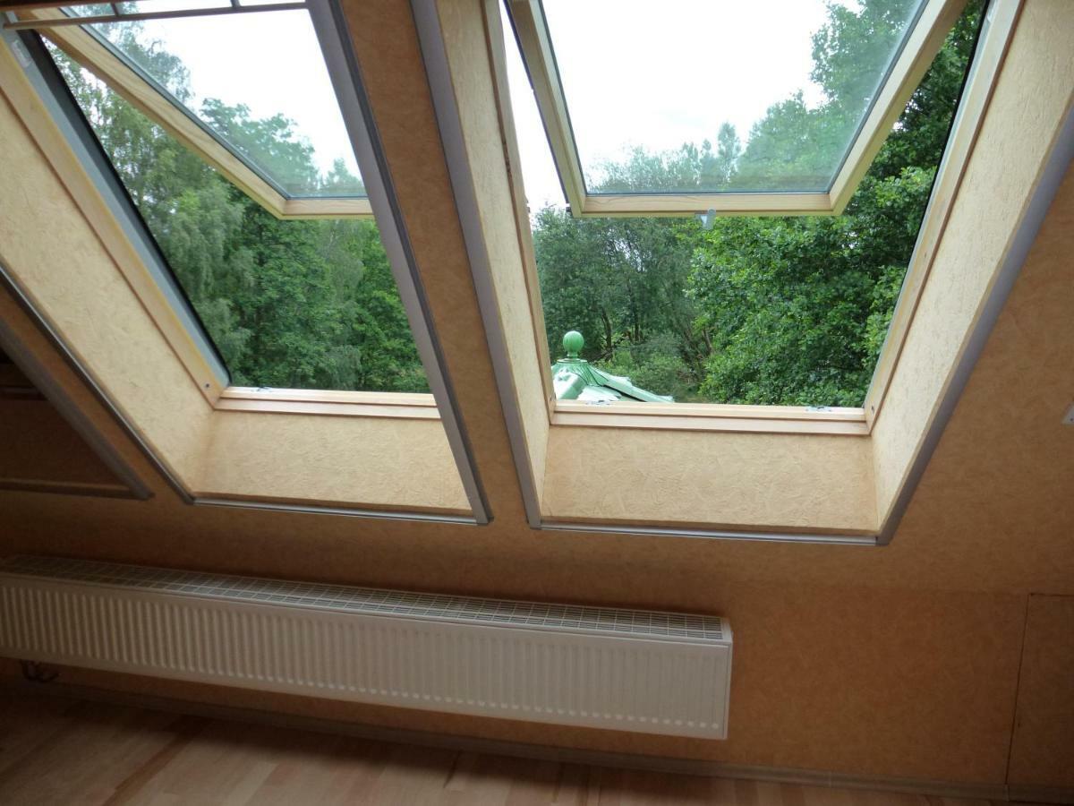 Moderne Maisonette-Wohnung Am Karpfenteich; Modern Apartment With View Of The Carp Pond Barmstedt Bagian luar foto